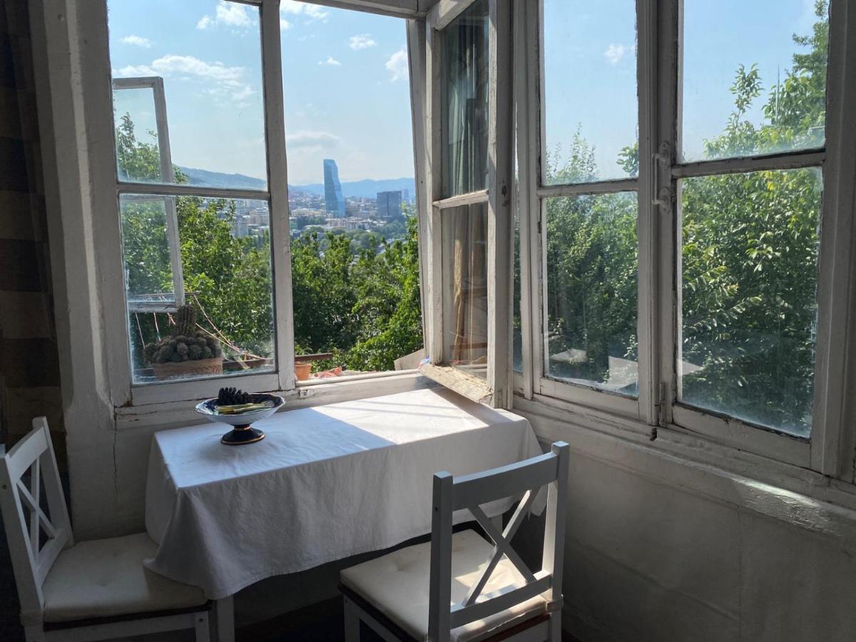 Дом Тины Leilighet Tbilisi Eksteriør bilde